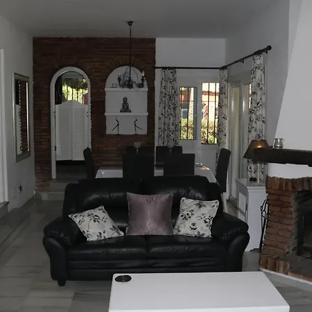 Villa In Calahonda, Near Marbella Sitio de Calahonda